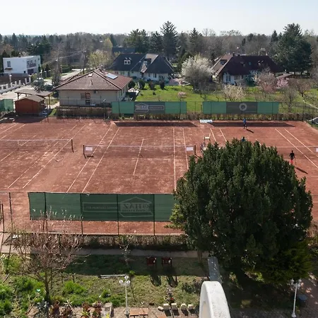 Negy Evszak Panzio Hotel Siófok