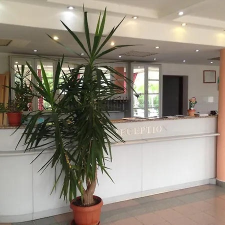 Hotell Negy Evszak Panzio 3*