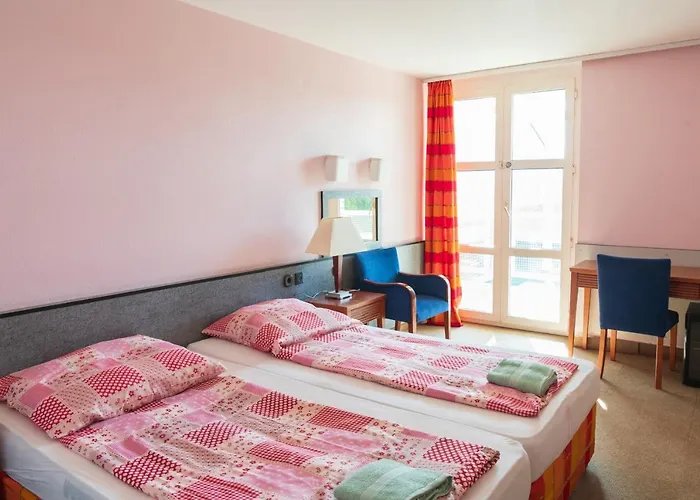 Hotel Negy Evszak Panzio