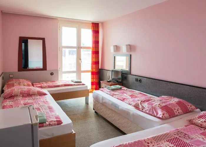 Hotel Negy Evszak Panzio